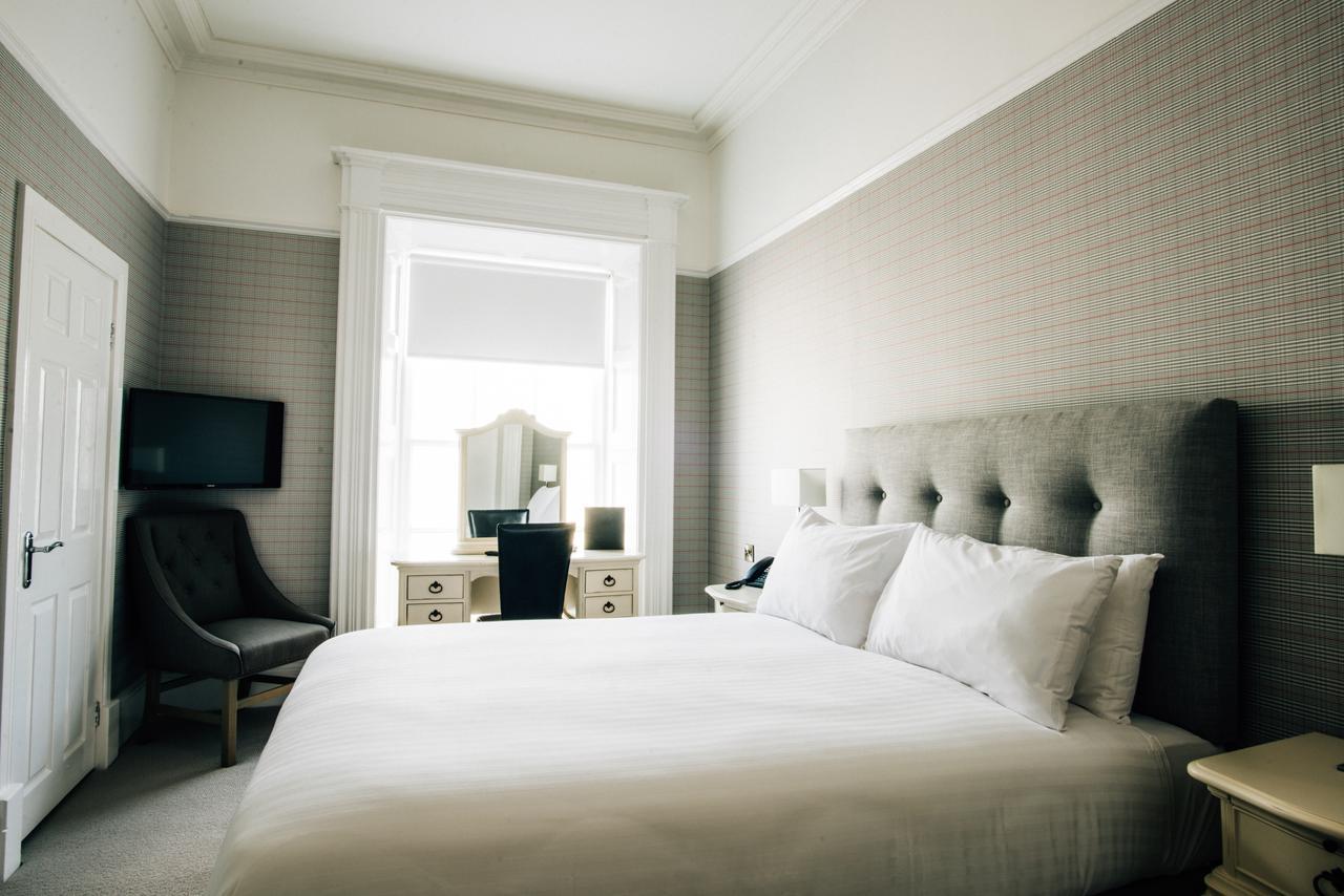 Belmont House Hotel Банбрідж Екстер'єр фото
